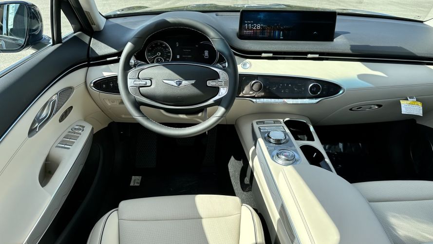 2023 Genesis GV70 - interior white leather