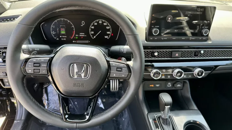 2023 Honda Civic Sport - interior panel