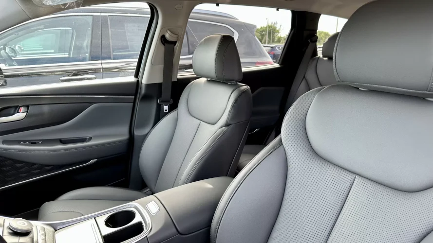 2023 Hyundai Elantra Limited - interior driver seat black leather