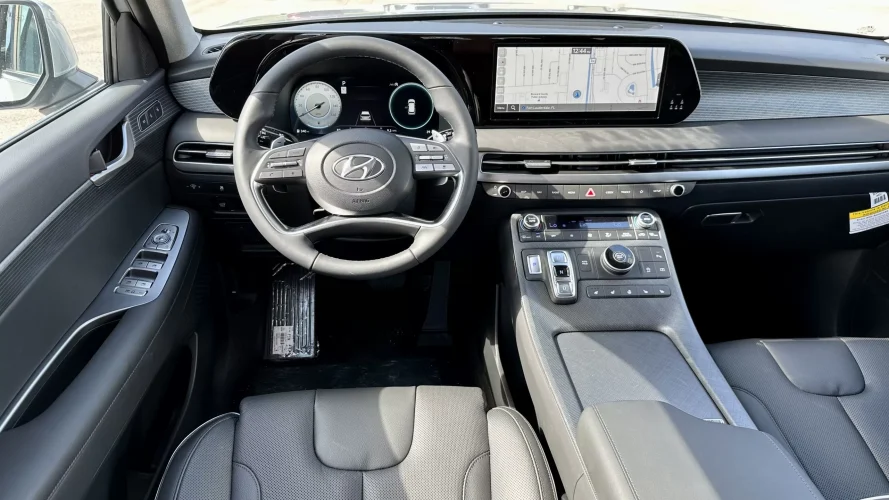 2023 Hyundai Palisade Limited - interior black leather