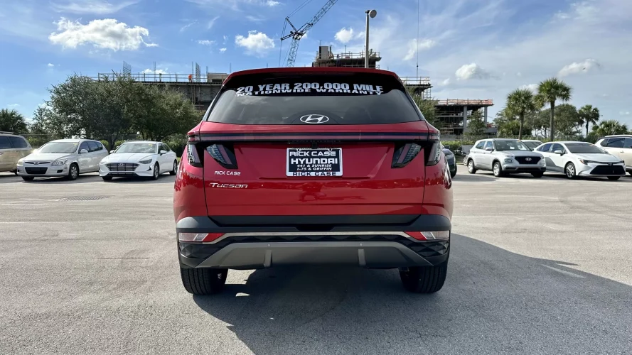 2023 Hyundai Tucson Red - back