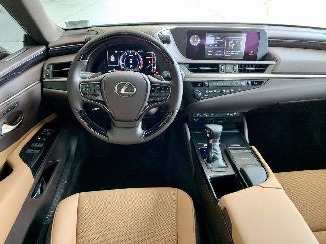 2023 Lexus ES350 - Interior caramel