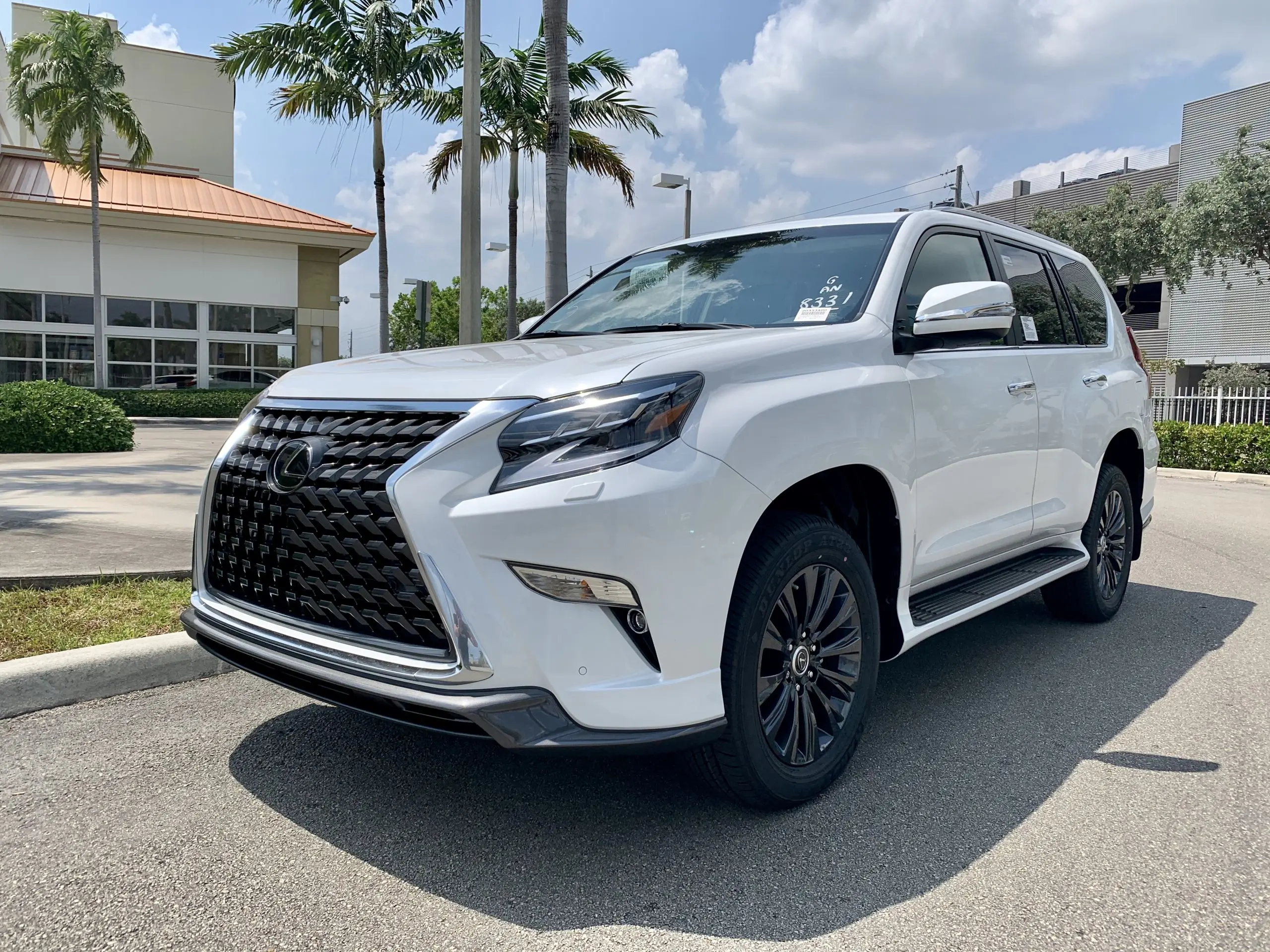 2023-Lexus-GX-460-White-front-side-scaled
