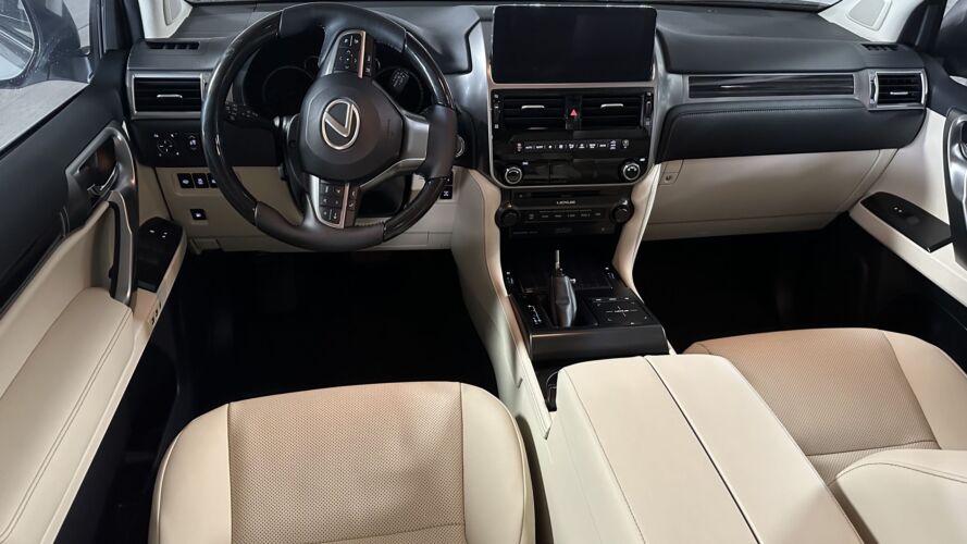 2023 Lexus GX 460 - interior beige
