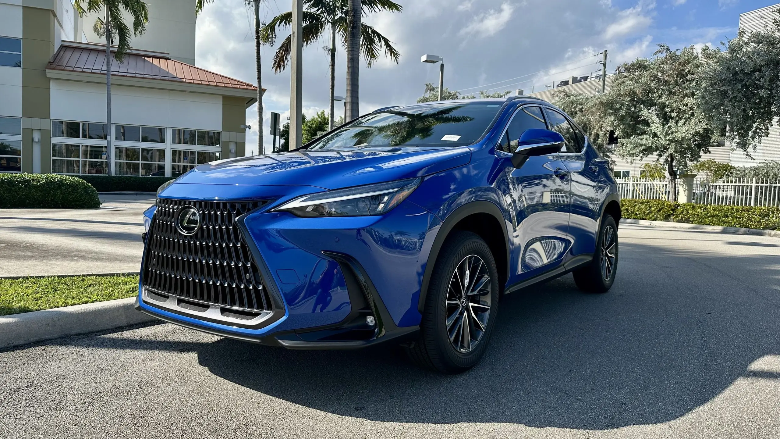 2023-Lexus-NX-350-Blue-front-side-scaled
