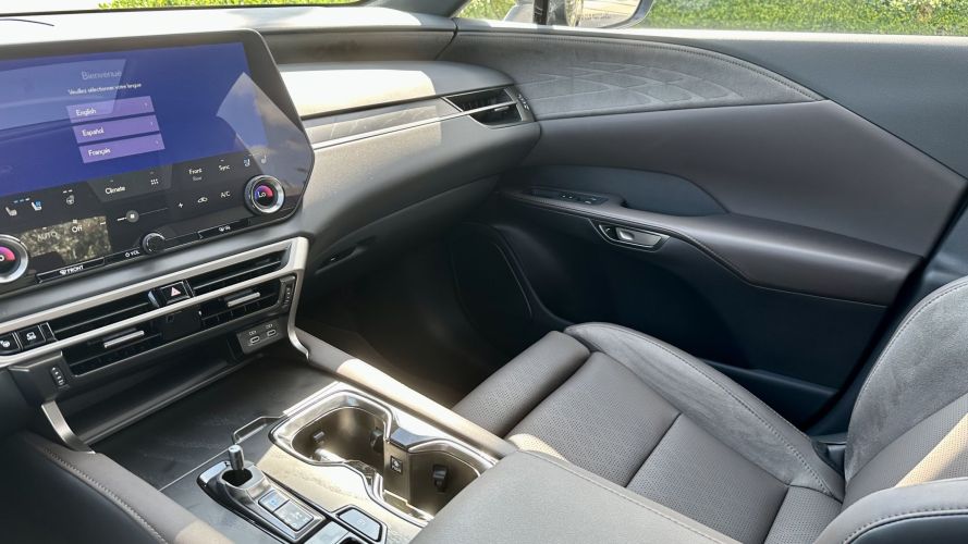 2023 Lexus RX Luxury - Green - interior passenger