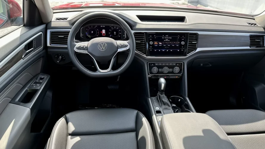 2023 VW Atlas SE - interior black leather