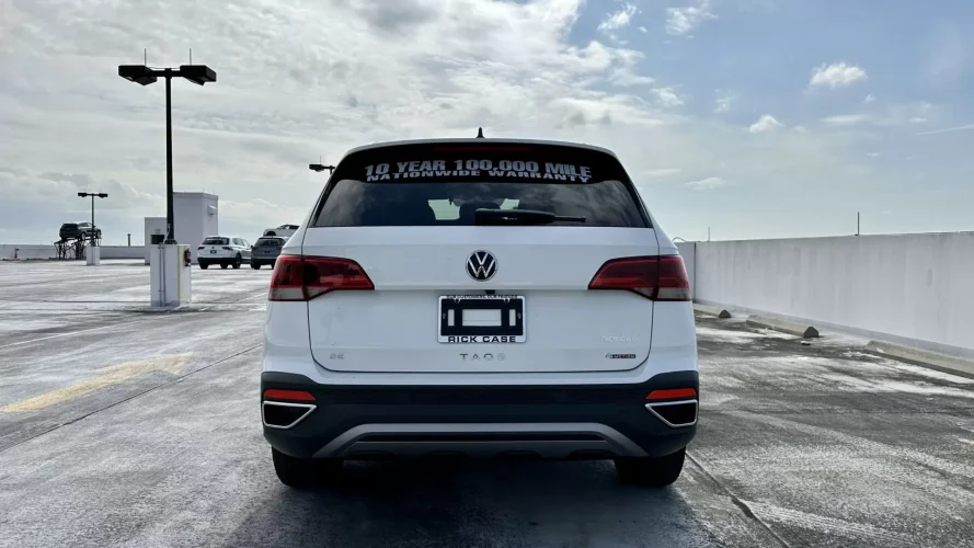 2023 VW Taos White - back