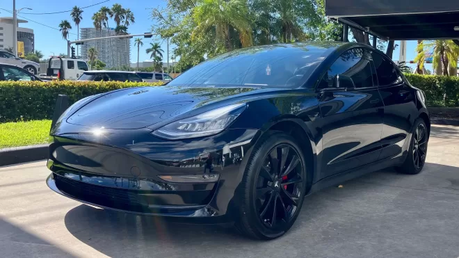 2018 Tesla 3 Long Range RWD 1-min