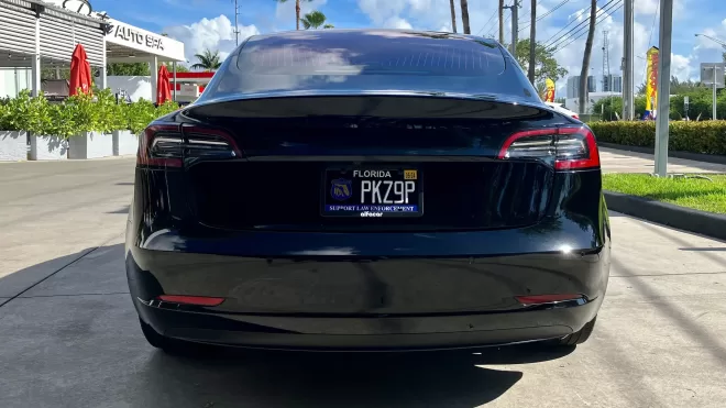 2018 Tesla 3 Long Range RWD 5-min